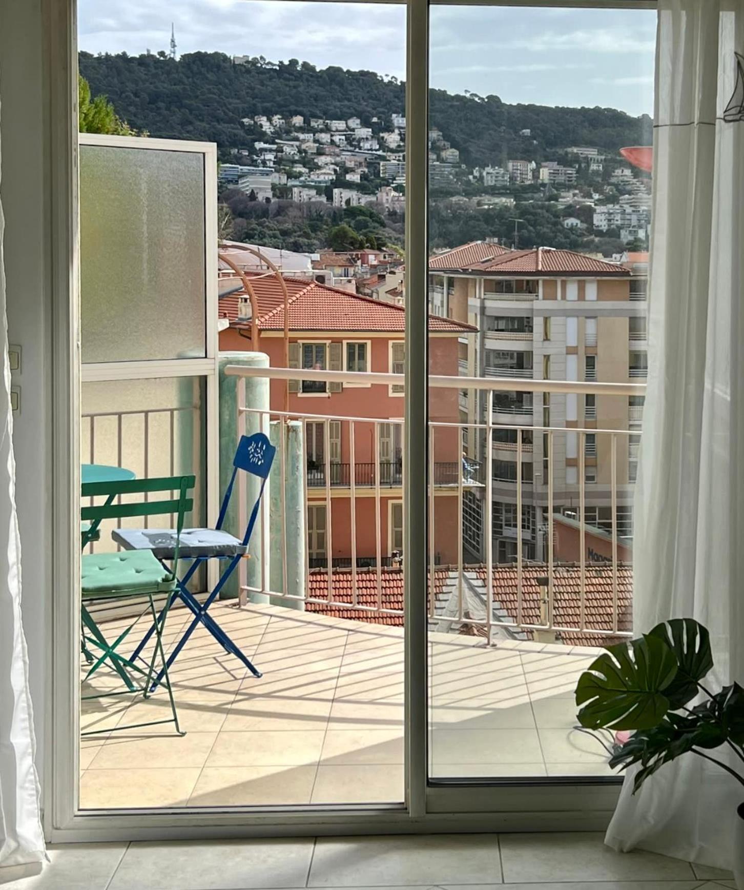 Risso - One Bedroom With Pool, Newly Renovated In Spring 2024 Nice Extérieur photo