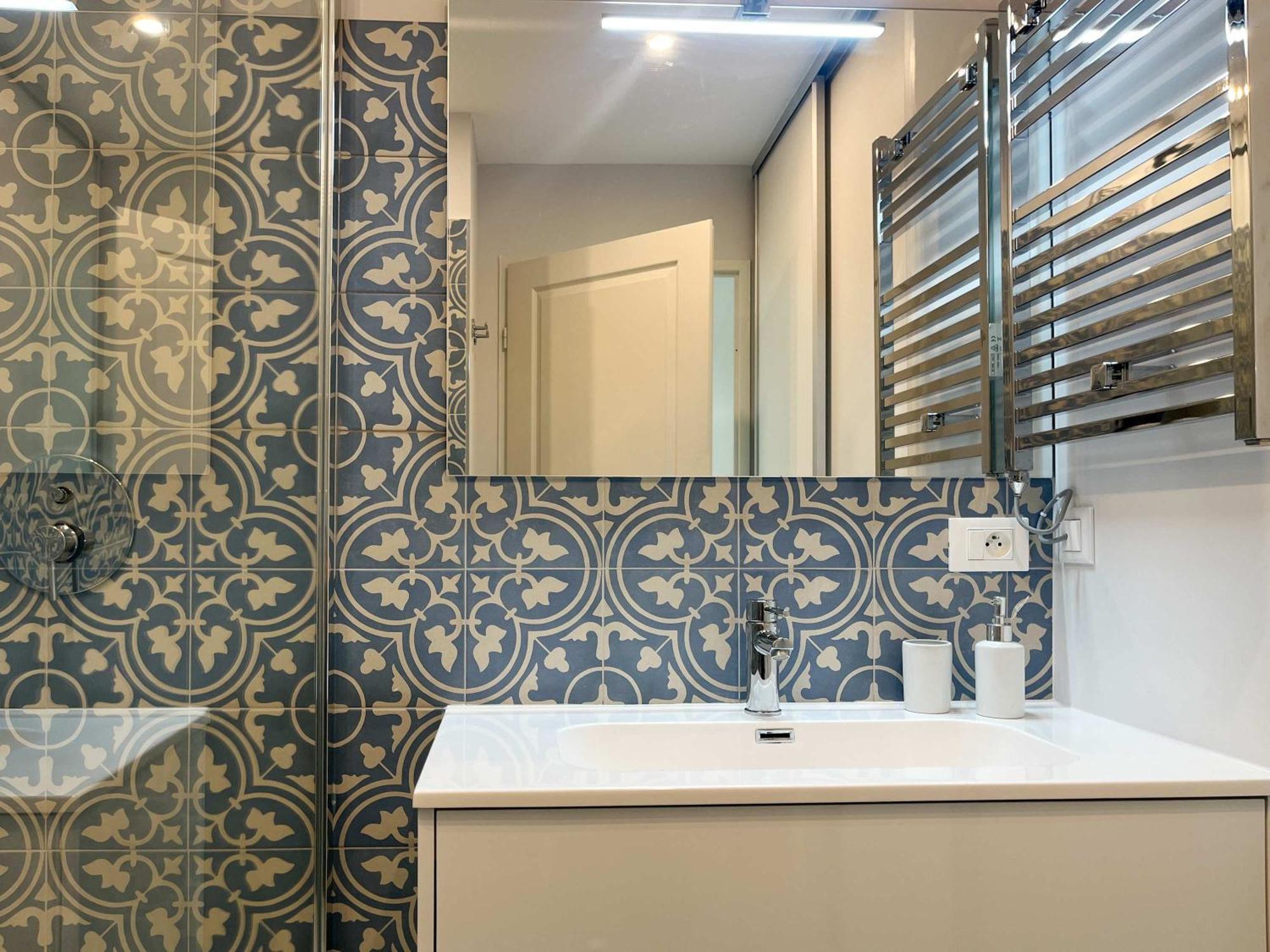 Risso - One Bedroom With Pool, Newly Renovated In Spring 2024 Nice Extérieur photo